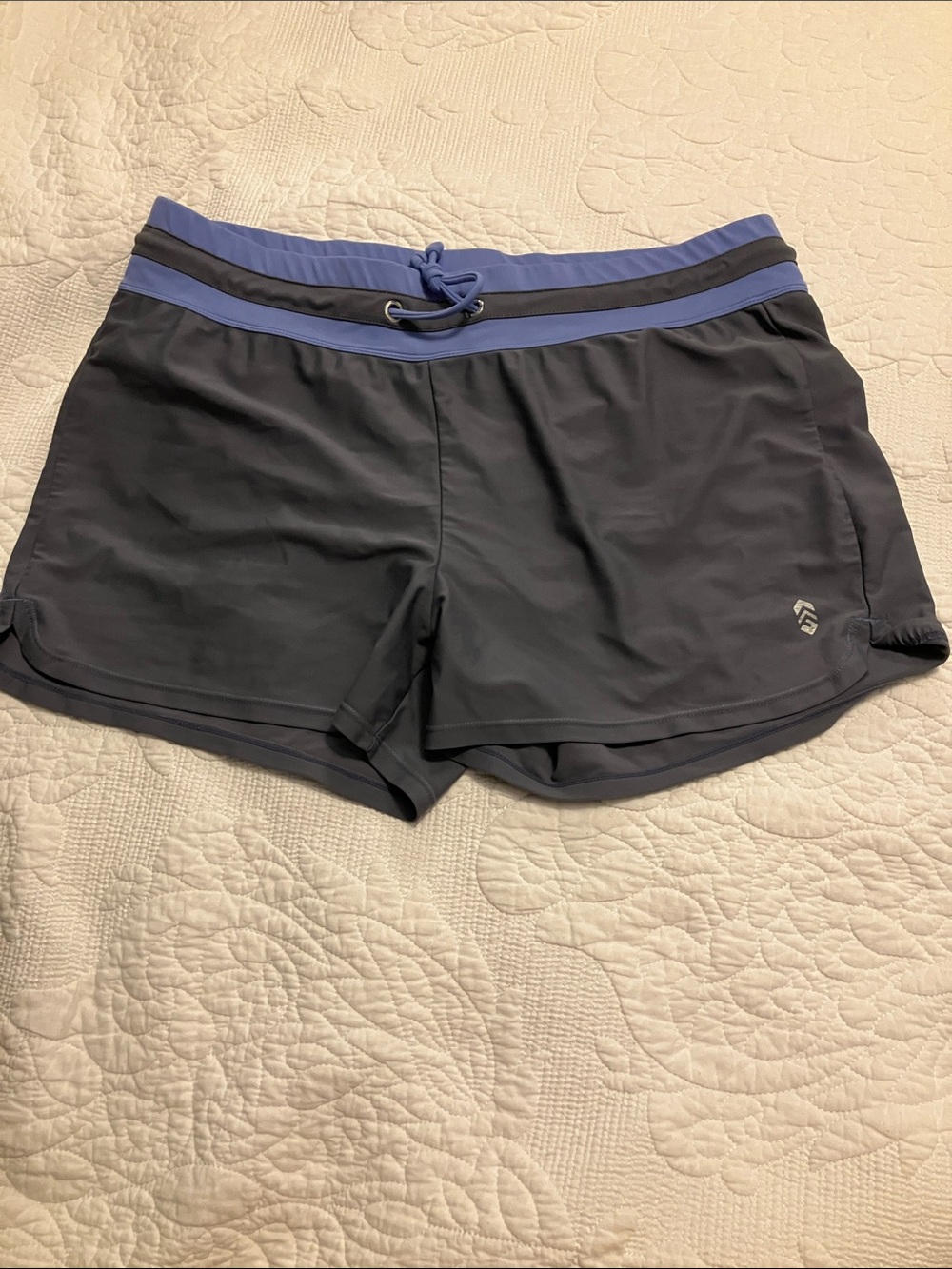 Free Country gray lined athletic Shorts with Blue Waistband